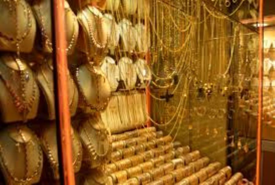تلاش طلای ۱۸ عیار برای ماندن در کانال ۱۸ میلیون تومانی